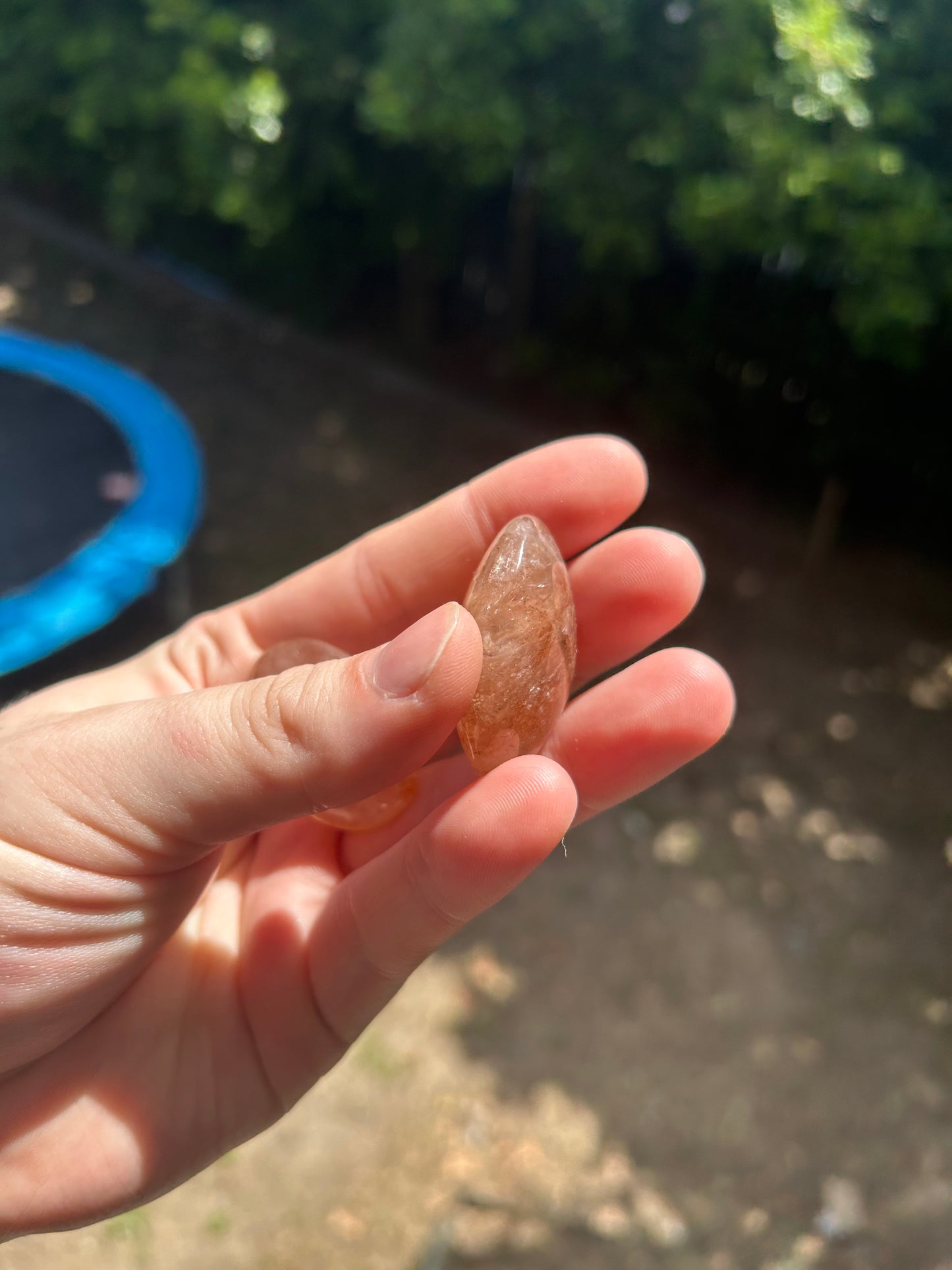 Small fire quarts palm stone