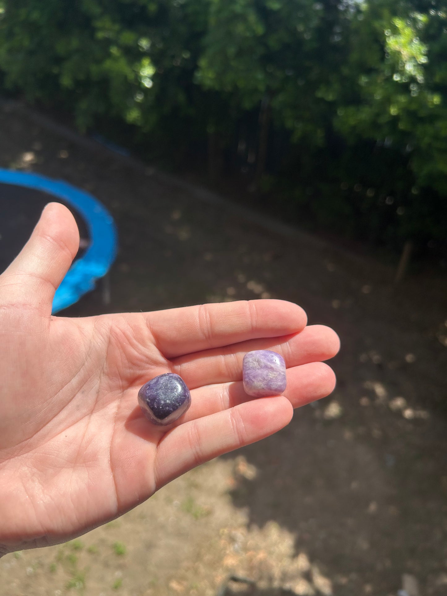 Small lepidolite tumble