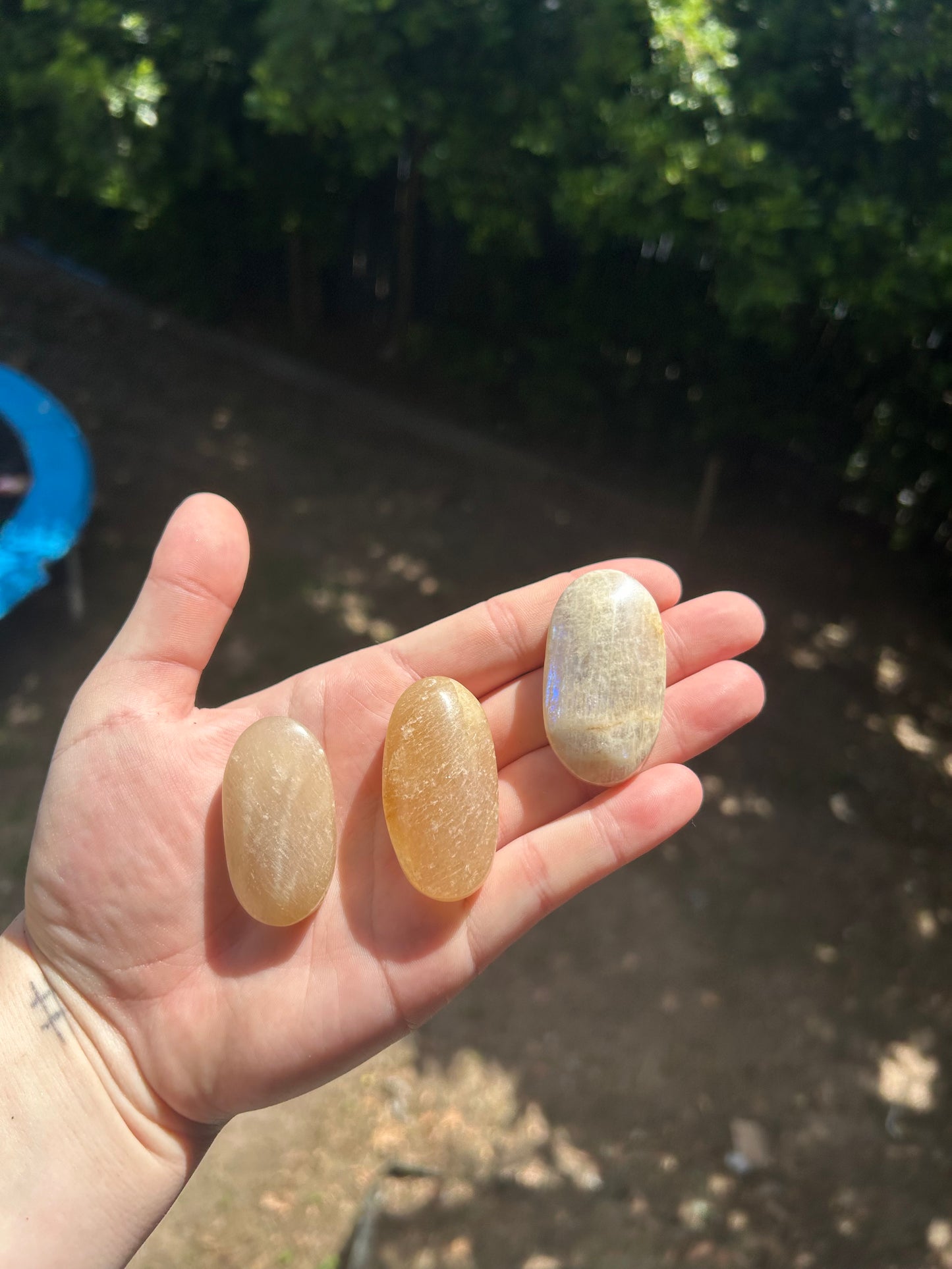 Sunstone/ moonstone palm stone
