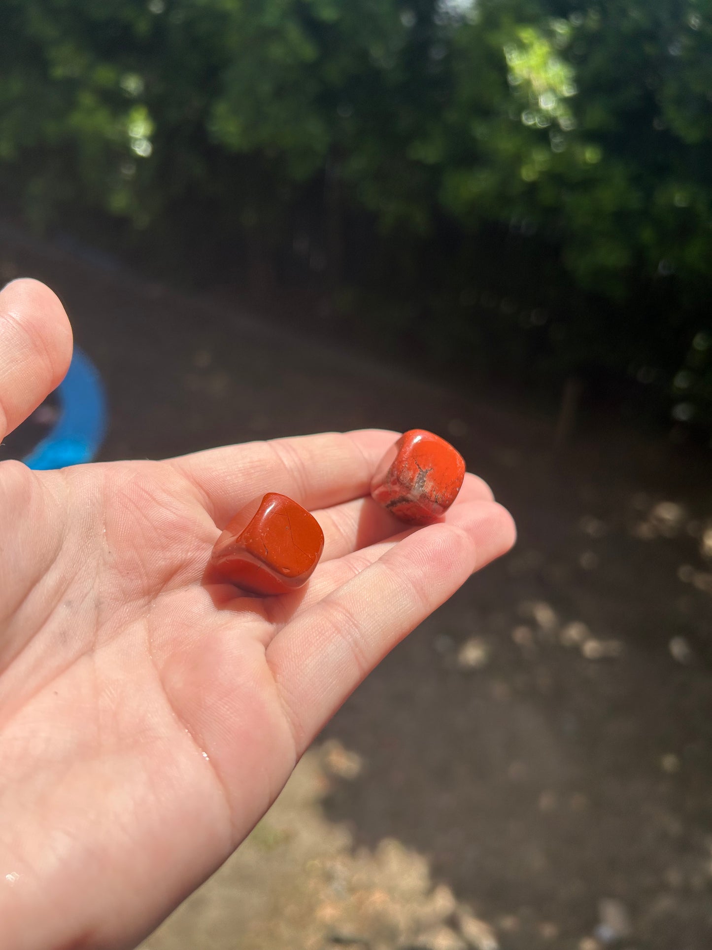 Small red jasper tumble