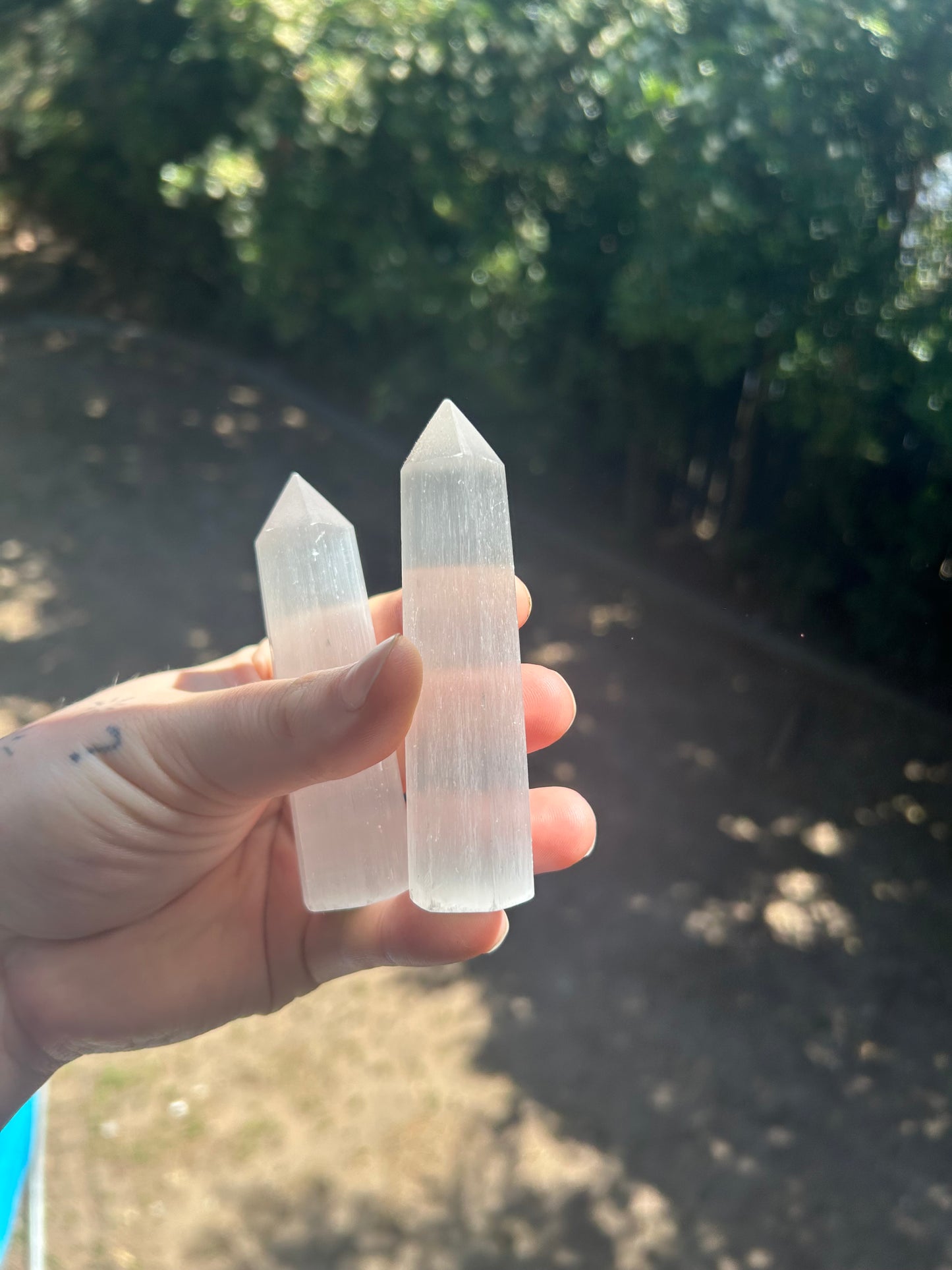 Discounted selenite tower